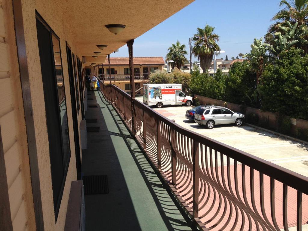 Del Amo Inn Torrance Buitenkant foto