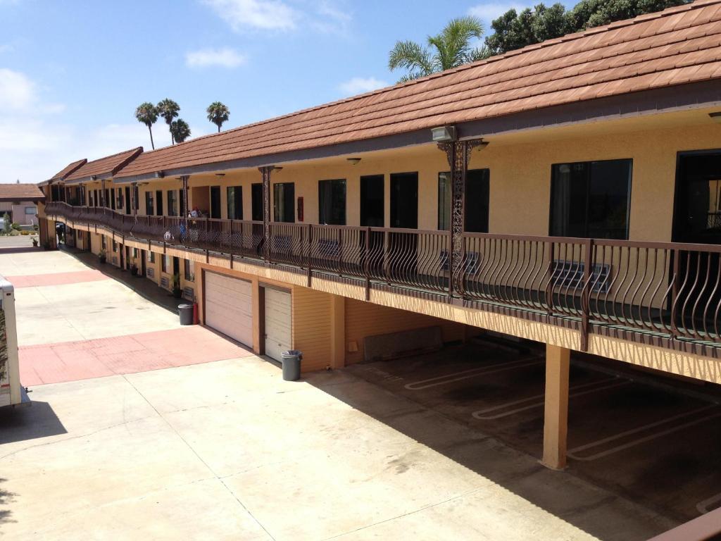 Del Amo Inn Torrance Buitenkant foto