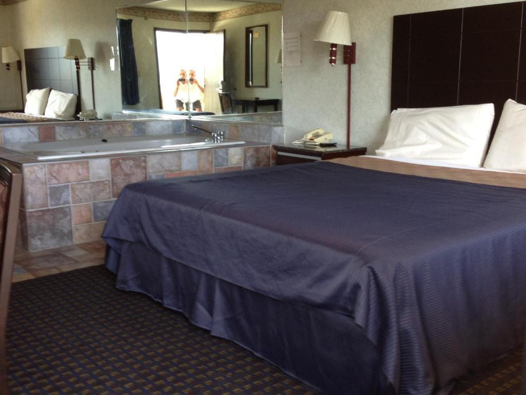 Del Amo Inn Torrance Kamer foto