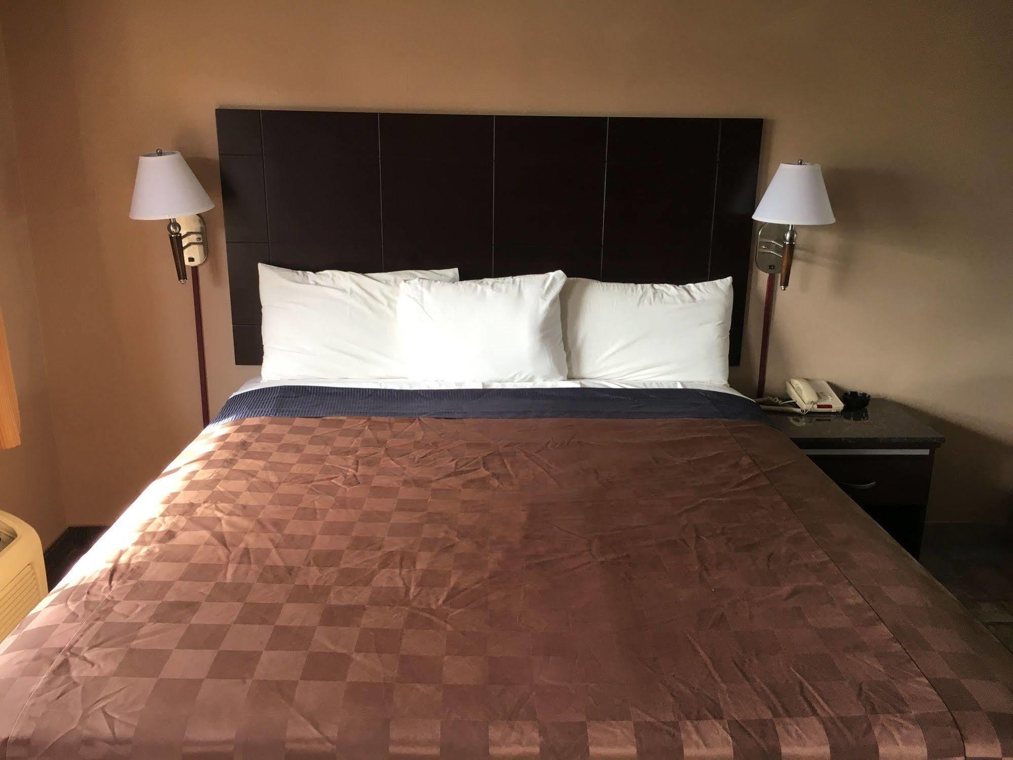 Del Amo Inn Torrance Buitenkant foto