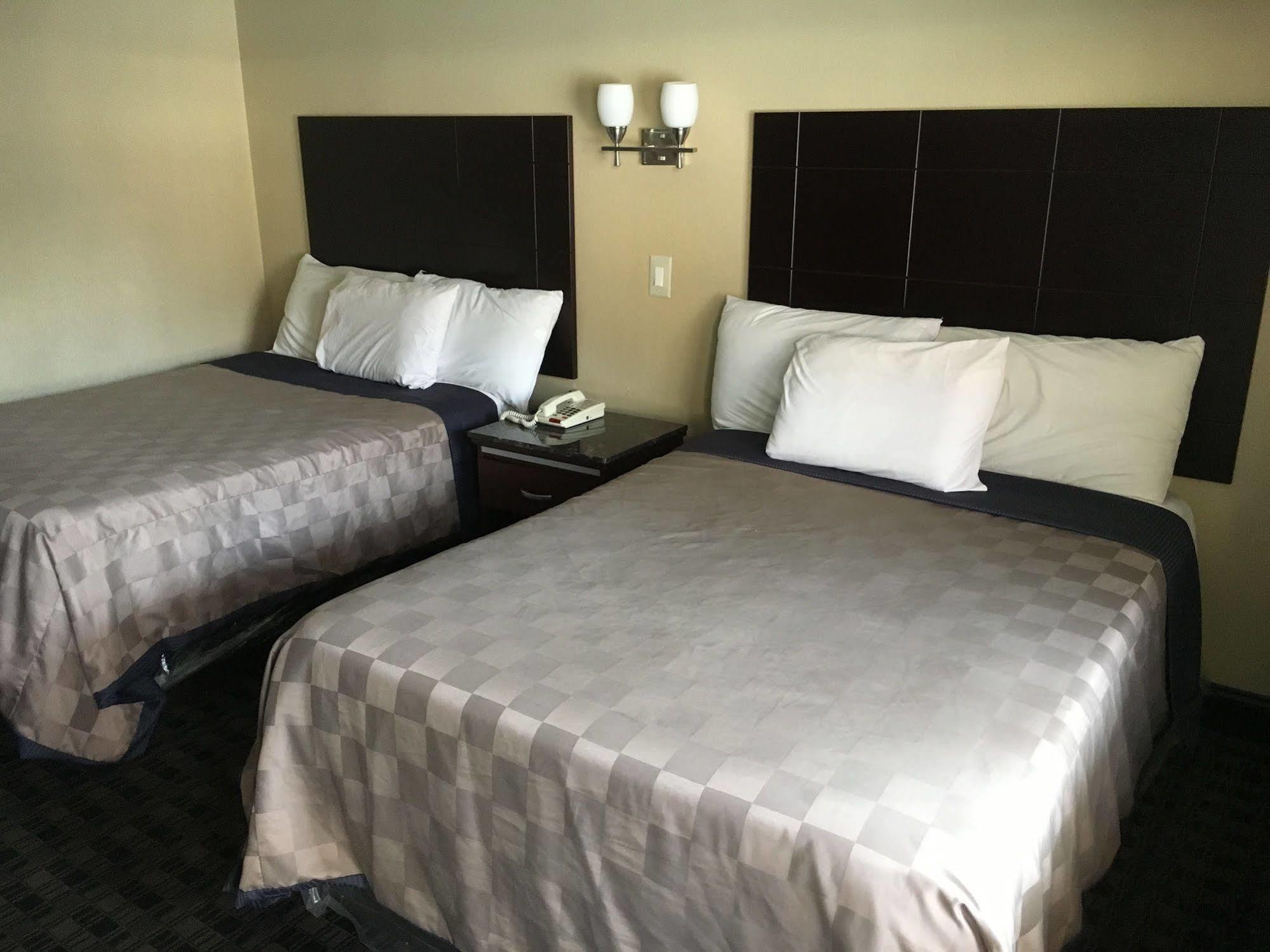 Del Amo Inn Torrance Buitenkant foto